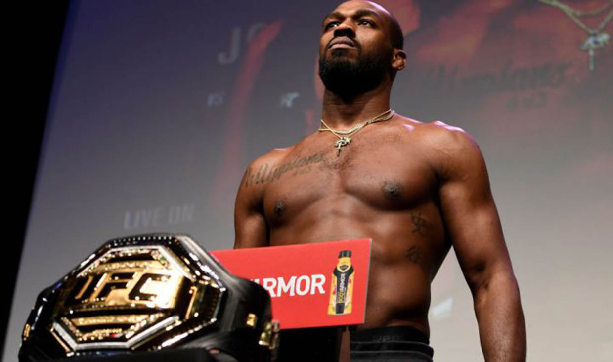 Koleksi Mobil Mewah Jon Jones si Petarung Vakum